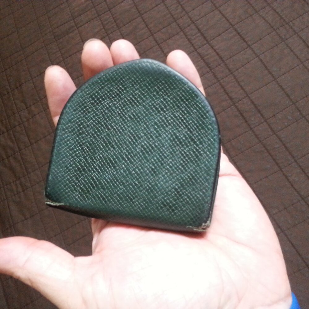 Vintage LV Louis Vuitton Taiga Leather Coin Wallet Case Holder Green  Women Men - Picture 4 of 16